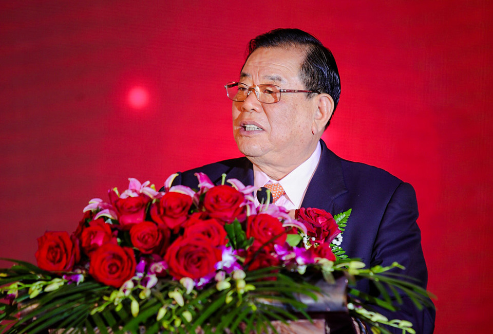 不朽情缘人将用心坚守使命,<br>为实现妄想不惧风尘仆仆、砥砺前行。